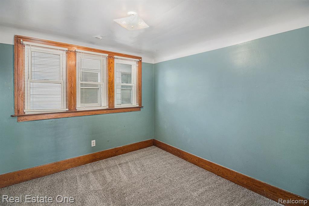 18666 Reed Street Melvindale, MI 48122 - Photo 17 of 27