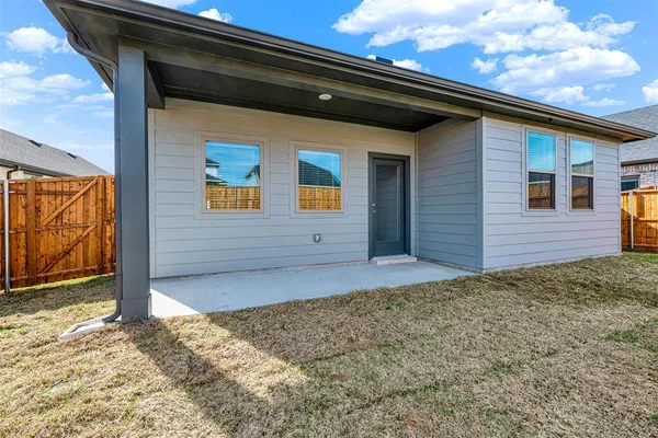 $2,350 | 508 Towerglen Drive, McKinney, TX 75071
