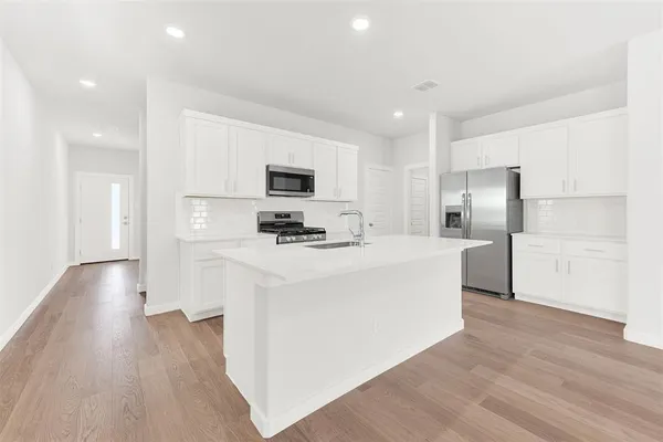 $2,350 | 508 Towerglen Drive, McKinney, TX 75071