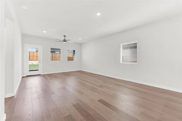 $2,350 | 508 Towerglen Drive, McKinney, TX 75071