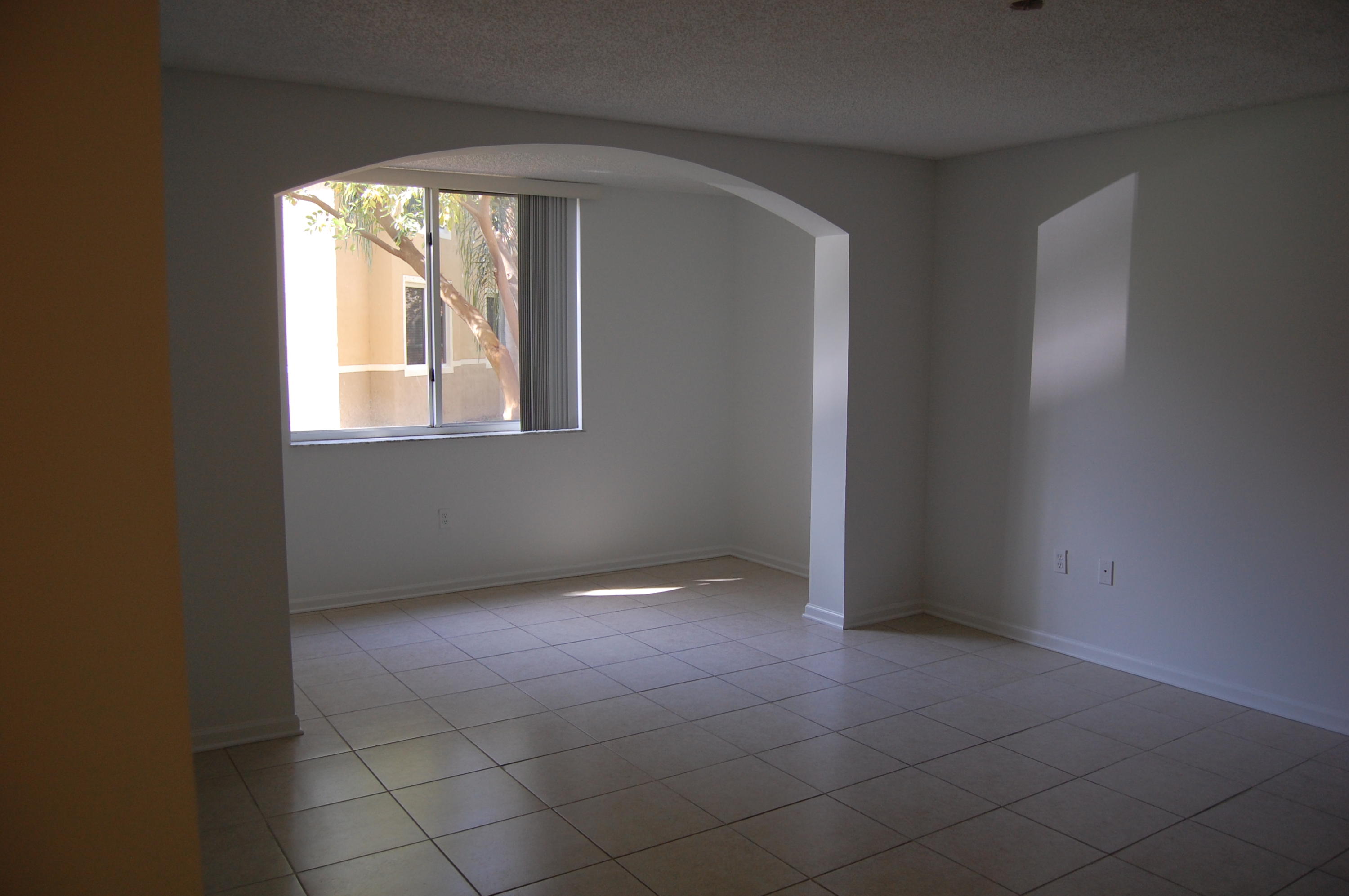 500 Scotia Drive, Unit 103 Hypoluxo, FL 33462 - Photo 3 of 15 DSC_0852