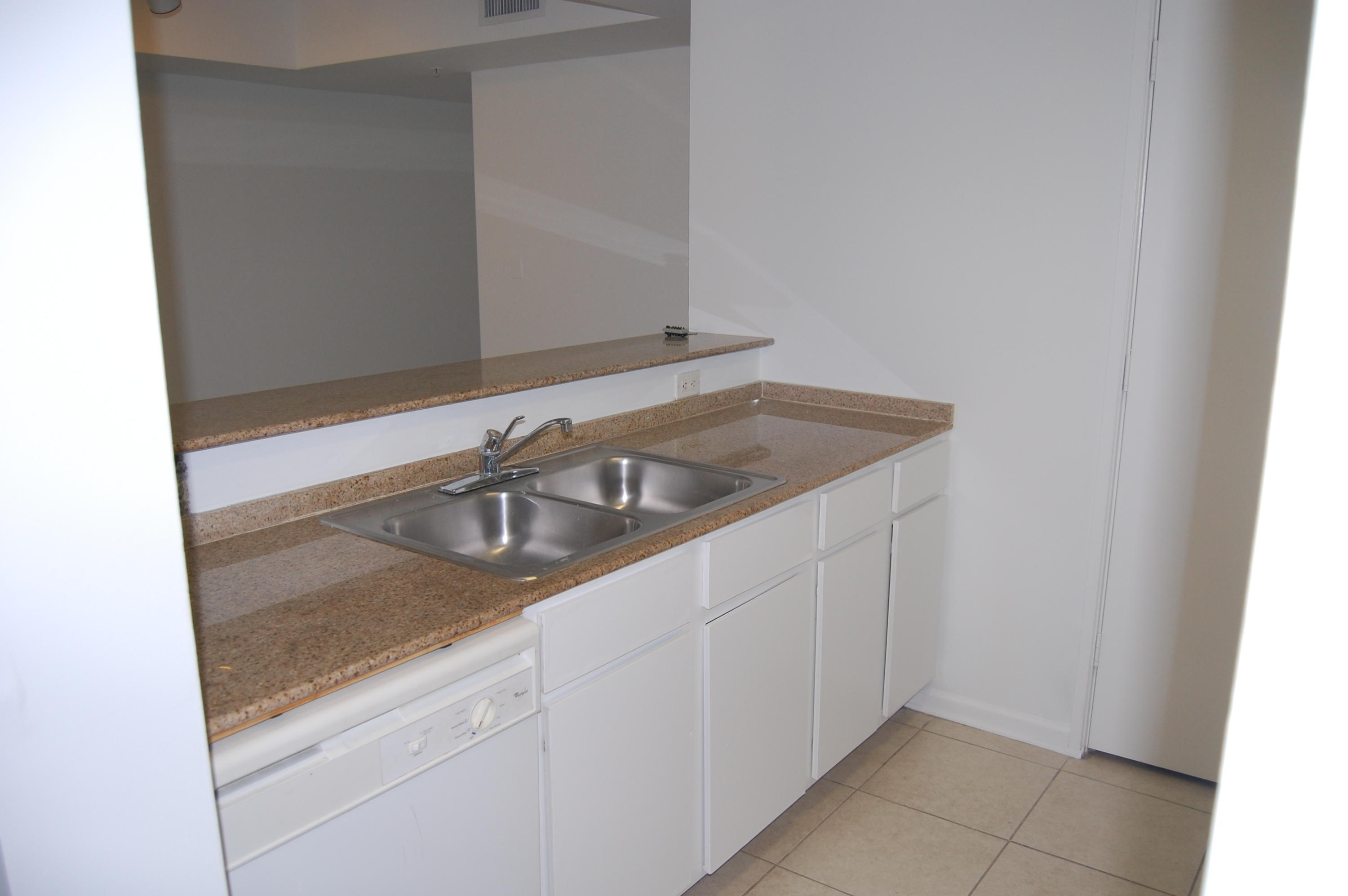 500 Scotia Drive, Unit 103 Hypoluxo, FL 33462 - Photo 5 of 15 DSC_0850
