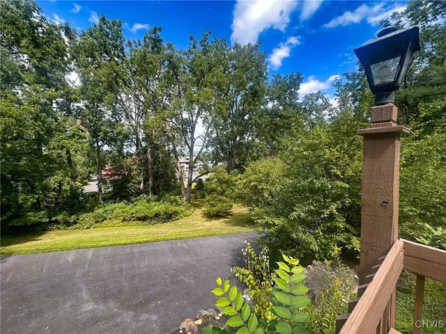 $499,000 | 2 Jordan Road, New Hartford, NY 13413