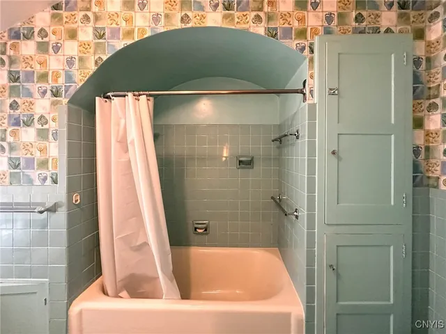 $499,000 | 2 Jordan Road, New Hartford, NY 13413