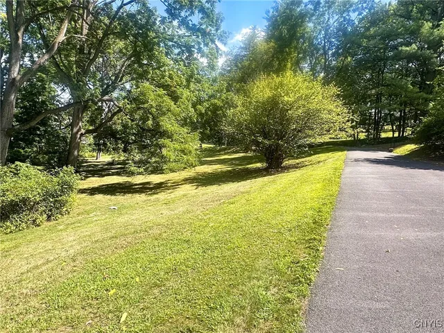 $499,000 | 2 Jordan Road, New Hartford, NY 13413