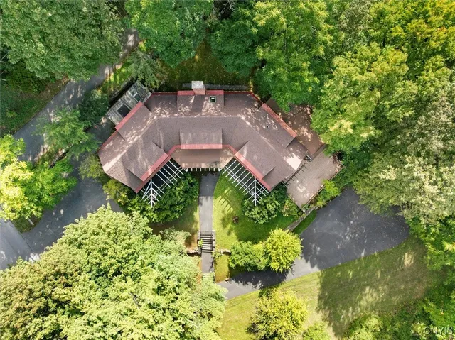 $499,000 | 2 Jordan Road, New Hartford, NY 13413