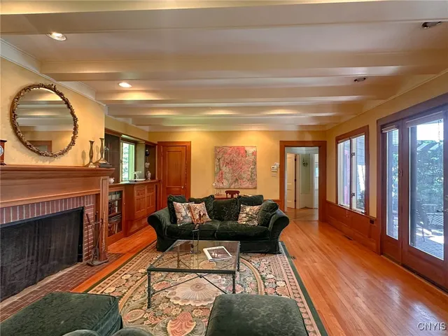 $499,000 | 2 Jordan Road, New Hartford, NY 13413