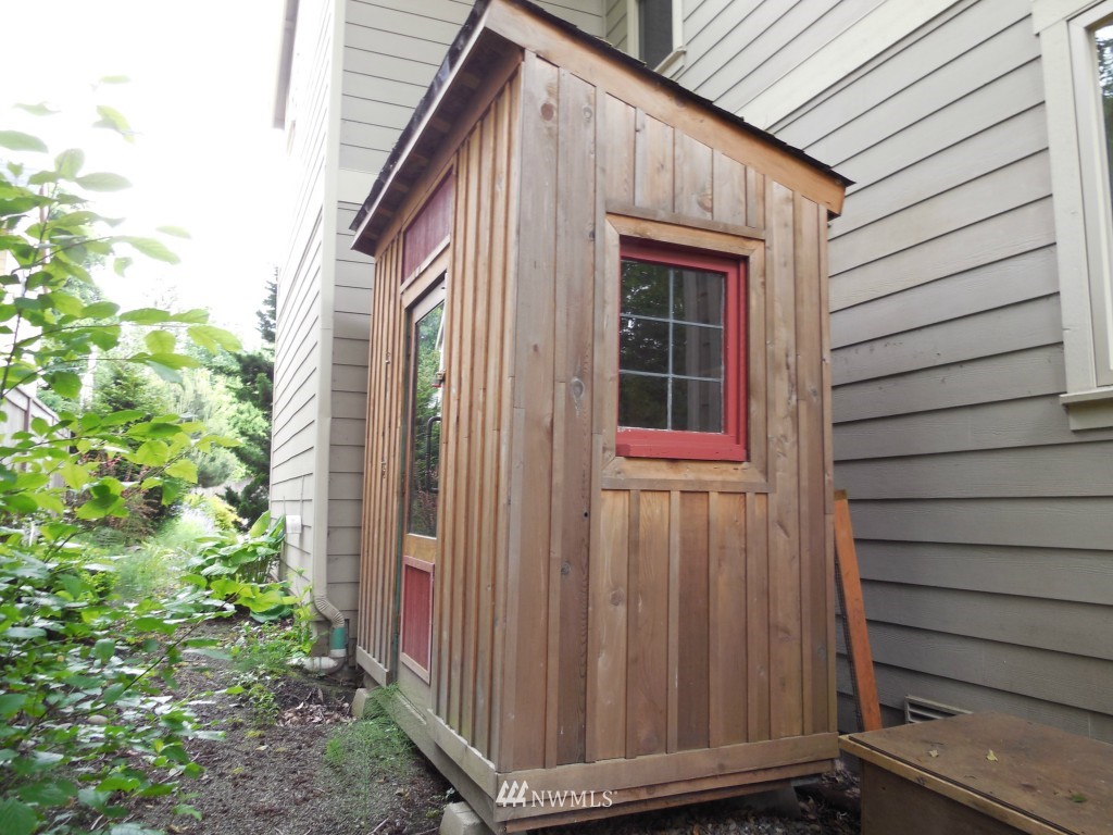 16444 Sylvester Road Southwest Burien, WA 98166 - Photo 12 of 15