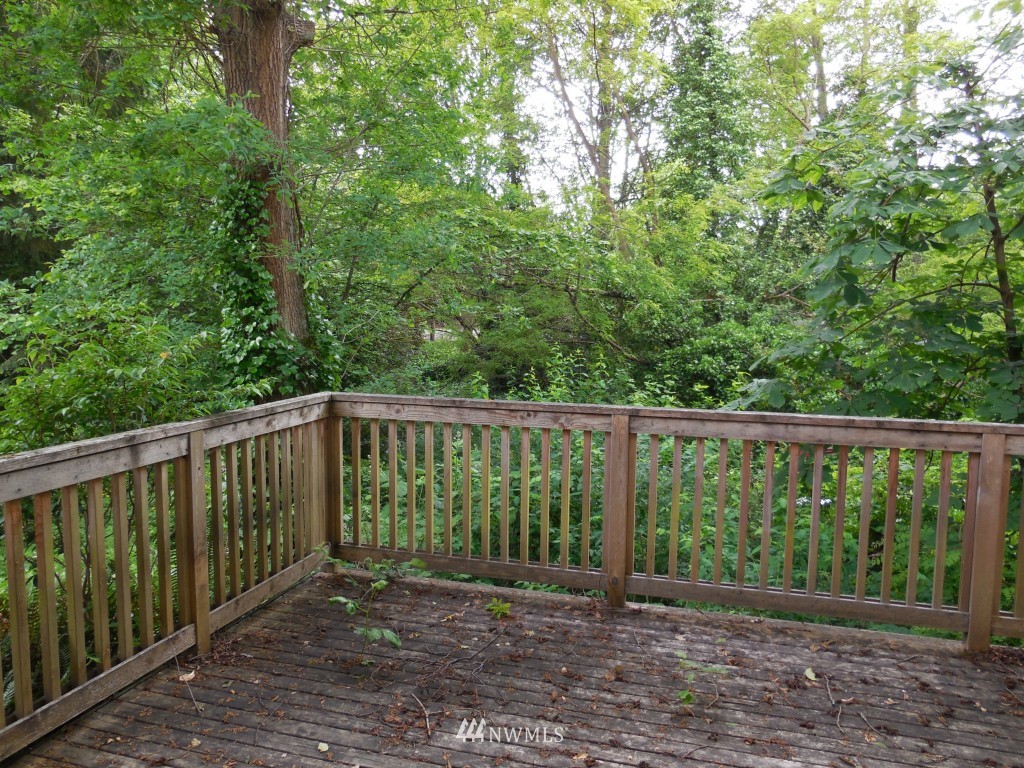 16444 Sylvester Road Southwest Burien, WA 98166 - Photo 14 of 15
