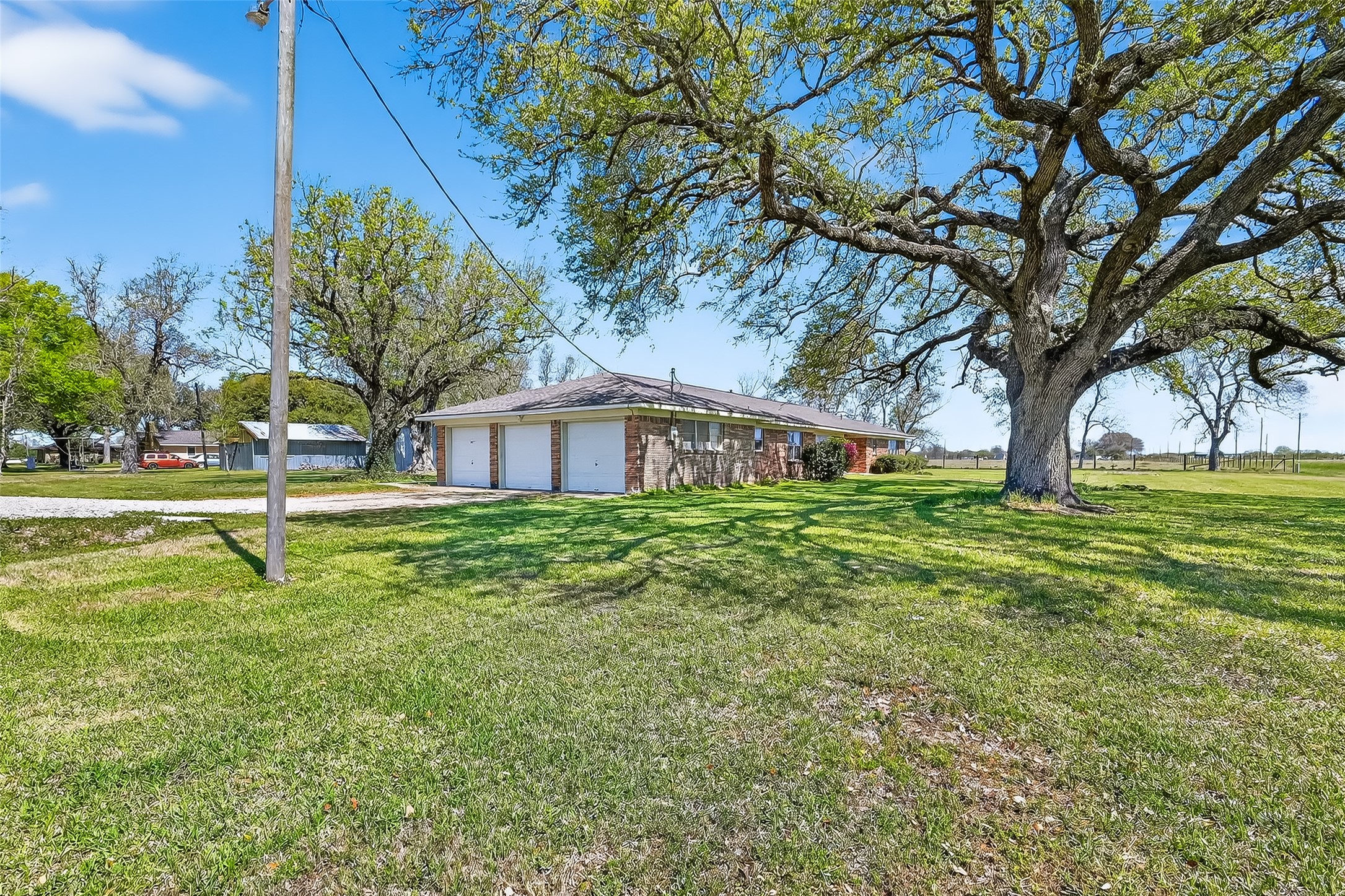11934 FM 1994 Road Guy, TX 77444 - Photo 4 of 44