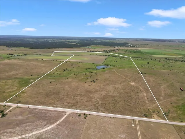 $1,000,000 | 10600 County Road 210, Bertram, TX 78605