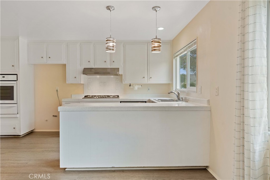 4694 Walnut Avenue Simi Valley, CA 93063 - Photo 7 of 64