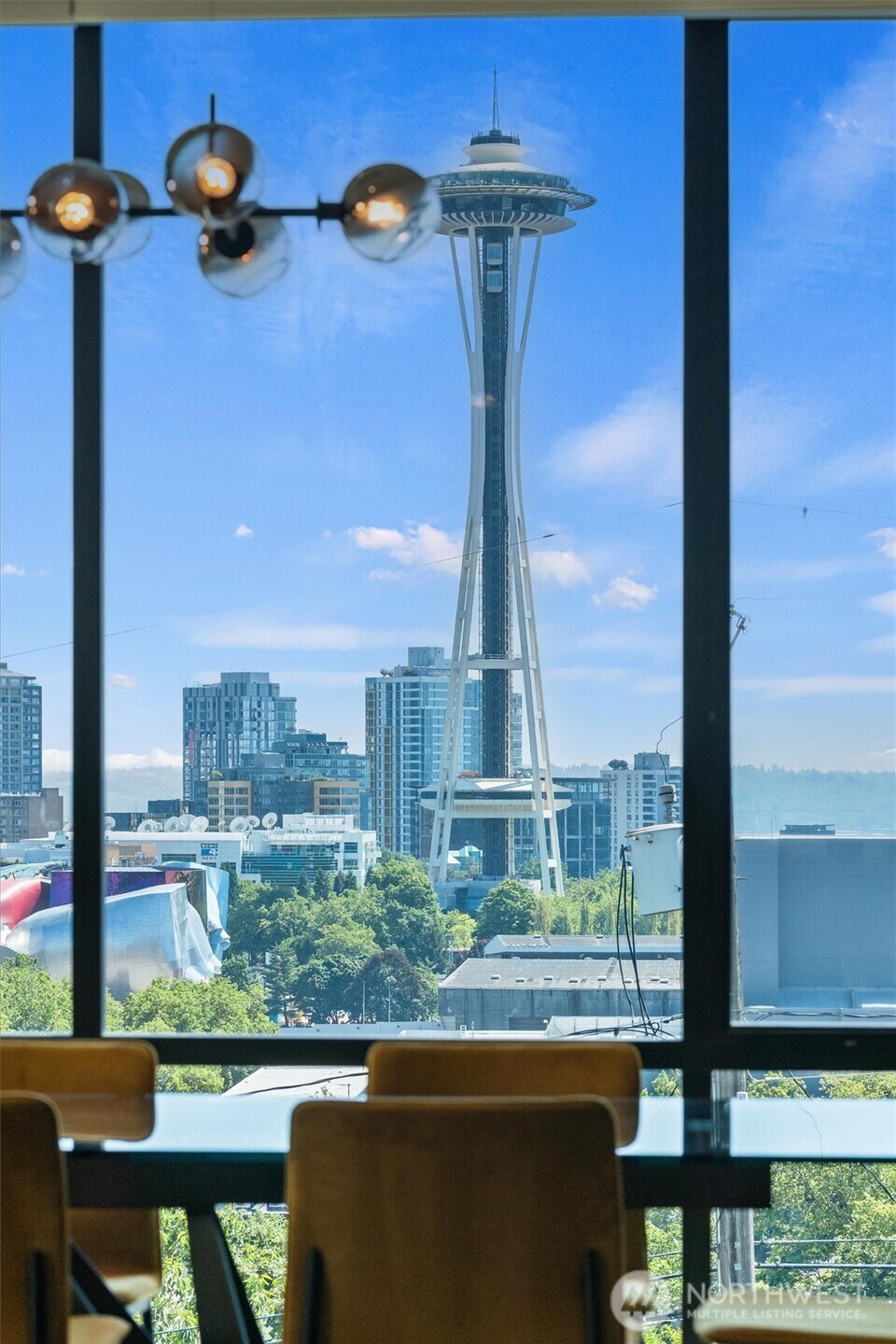 362 Ward Street Seattle, WA 98109 - Photo 7 of 40