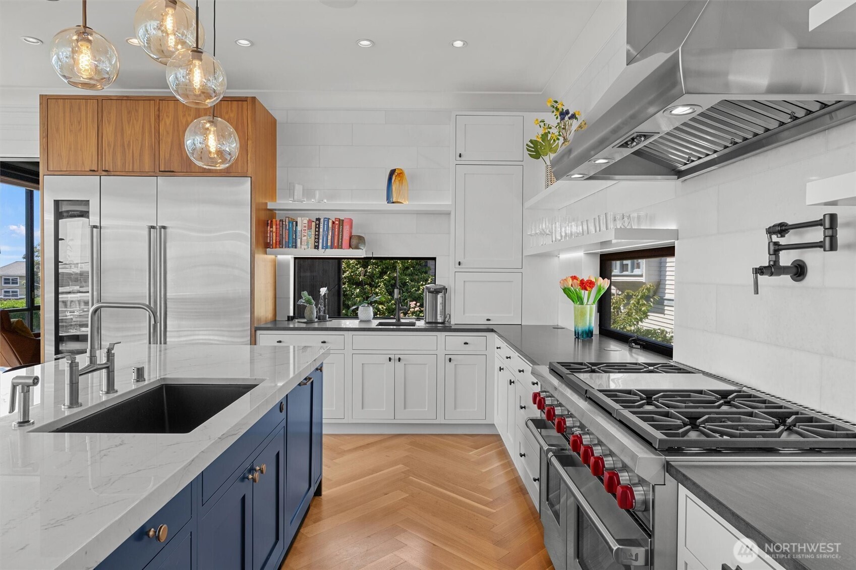 362 Ward Street Seattle, WA 98109 - Photo 10 of 40