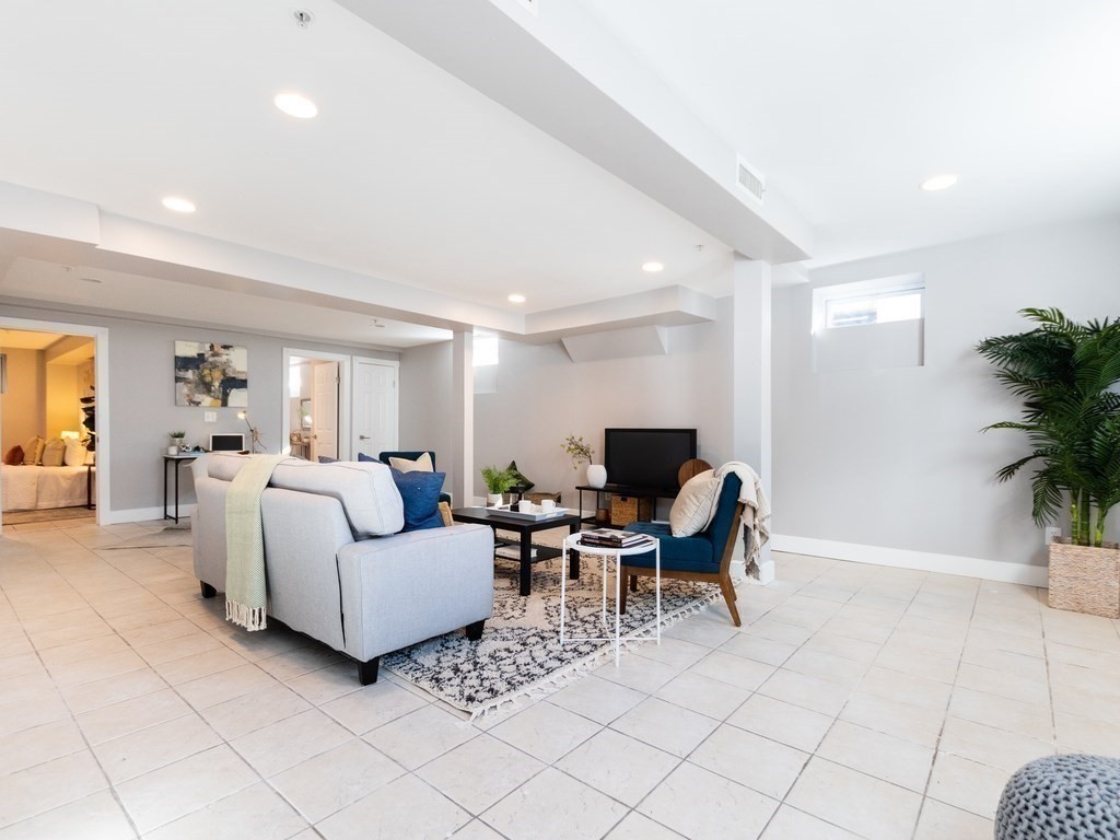 145 Pearl Street, Unit 145 Cambridge, MA 02139 - Photo 29 of 42