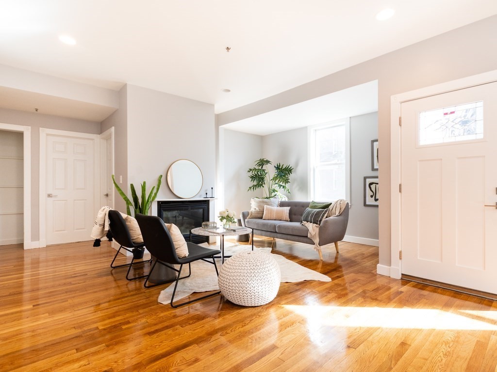 145 Pearl Street, Unit 145 Cambridge, MA 02139 - Photo 3 of 42