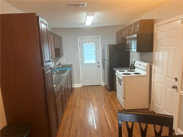 $1,500 | 2153 Greenwood Drive, Laplace, LA 70068