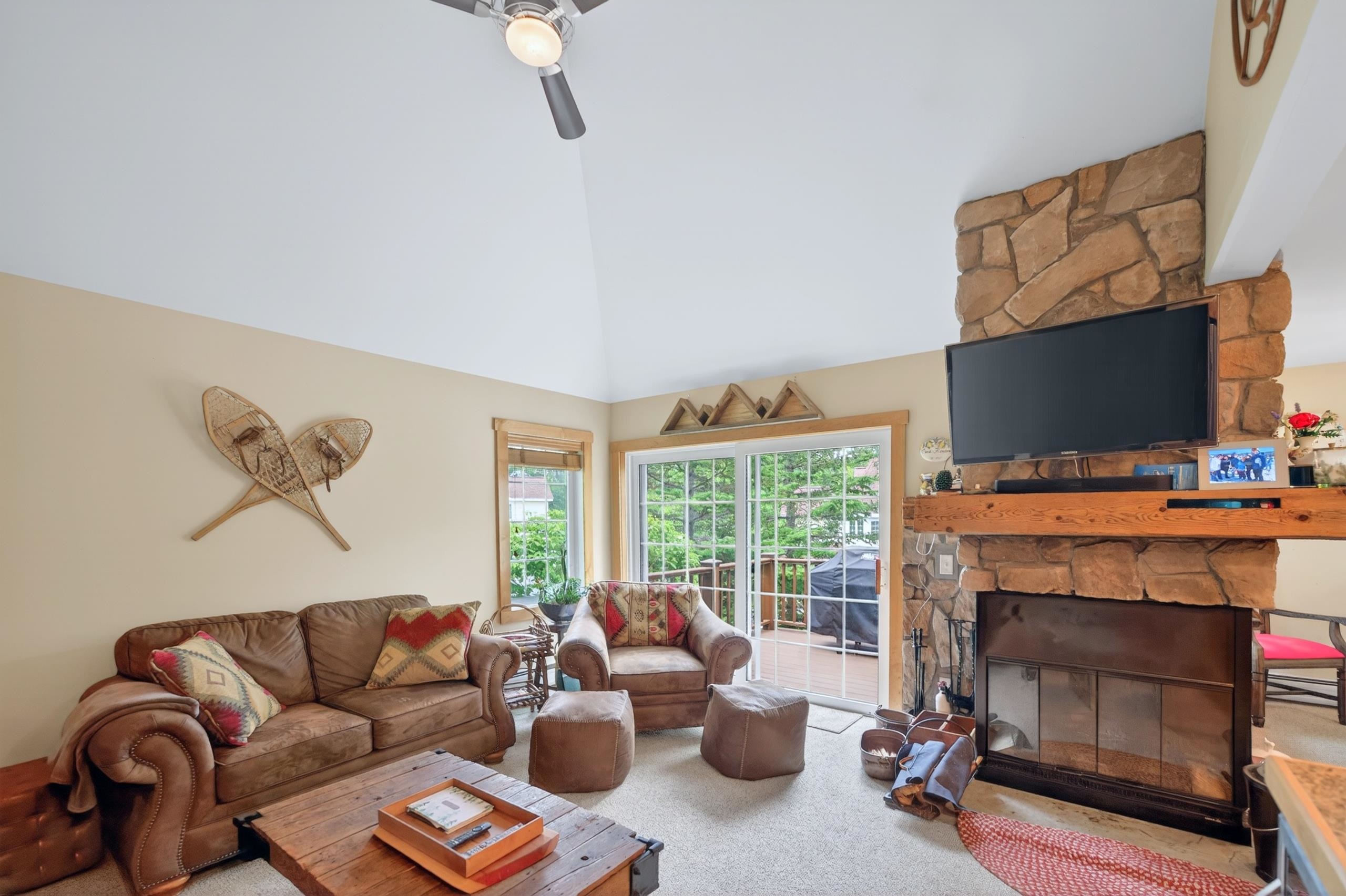 29 A Kingswood Road, Unit 29A West Dover, VT 05356 - Photo 3 of 28