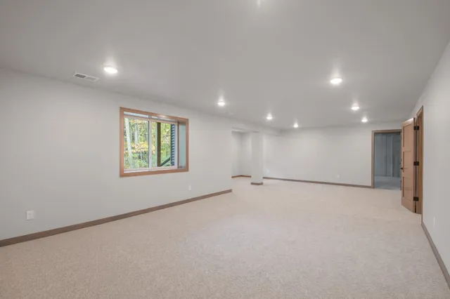 $649,900 | 3275 Evening Star Drive, Green Bay, WI 54311