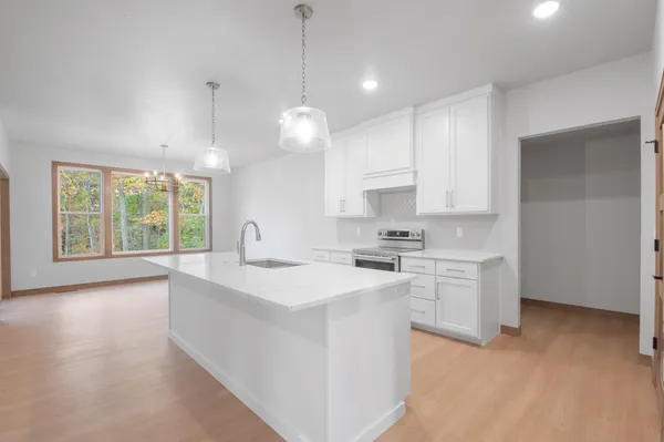 $624,900 | 3275 Evening Star Drive, Green Bay, WI 54311