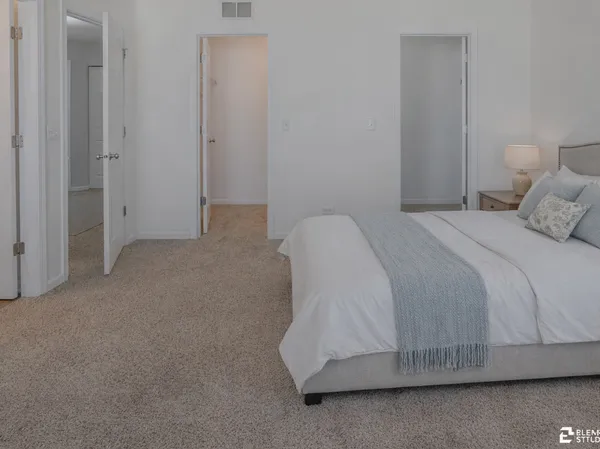 $421,000 | 424 Grape Vine Trail, Oswego, IL 60543