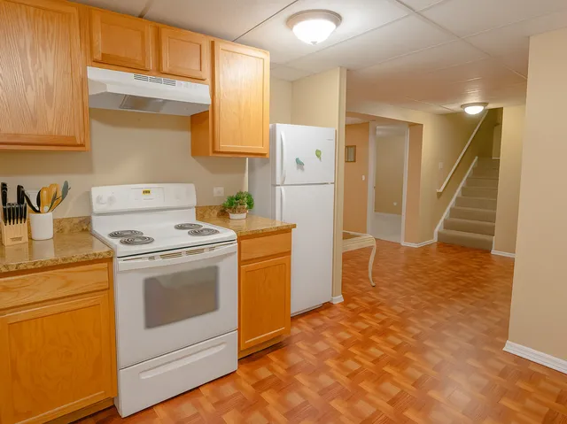 $421,000 | 424 Grape Vine Trail, Oswego, IL 60543