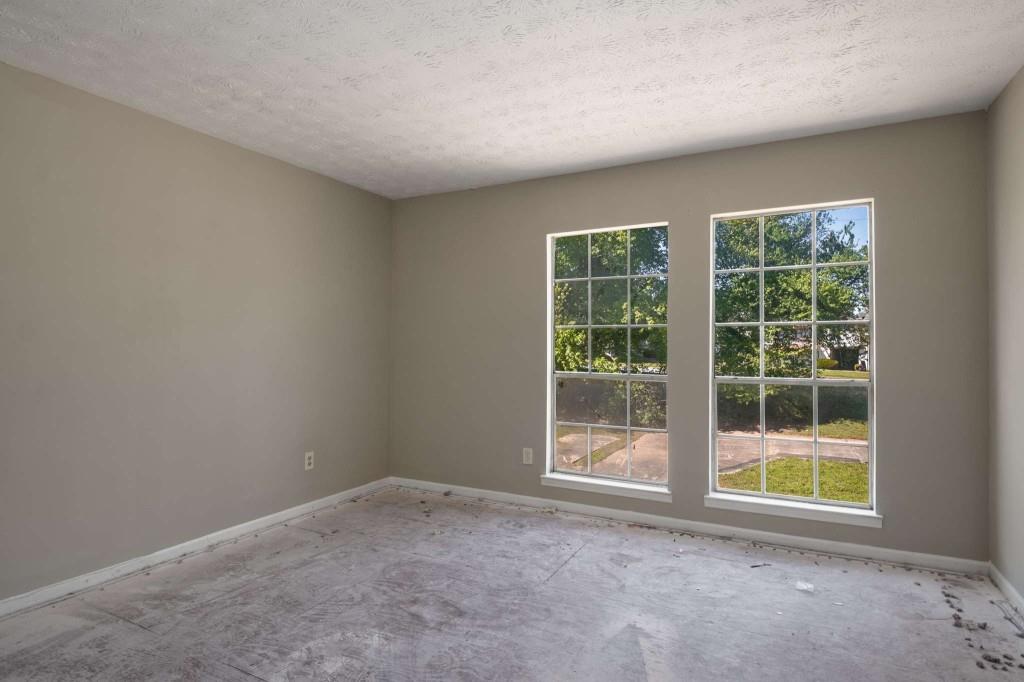 3254 Strawberry Lane Decatur, GA 30034 - Photo 18 of 27 an empty room with windows