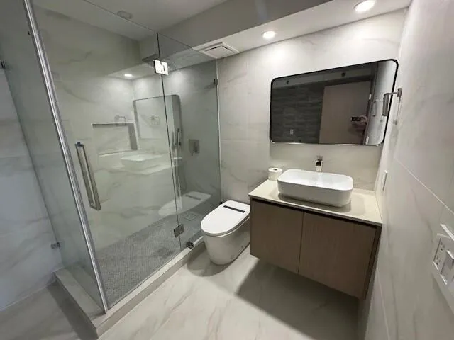 $4,800 | 4511 South Ocean Boulevard, Unit 904, Highland Beach, FL 33487