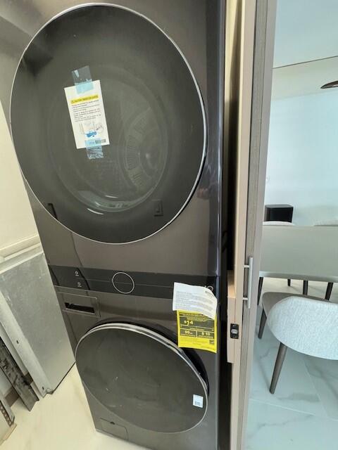 4511 South Ocean Boulevard, Unit 904 Highland Beach, FL 33487 - Photo 22 of 37 Washer and Dryer