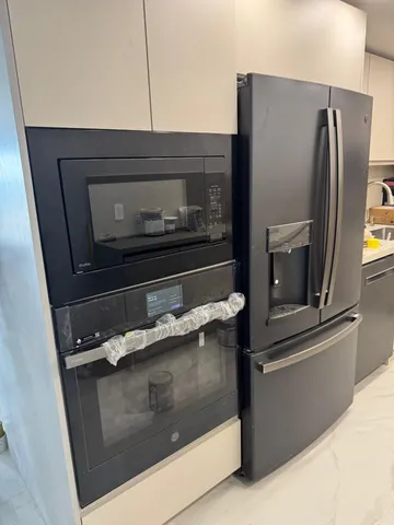 $4,800 | 4511 South Ocean Boulevard, Unit 904, Highland Beach, FL 33487