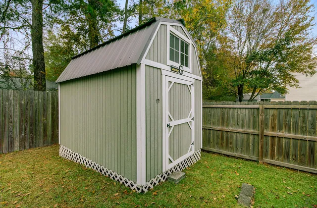 $325,000 | 8741 Hayden Glenn Drive, North Charleston, SC 29406