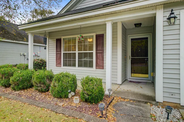 $325,000 | 8741 Hayden Glenn Drive, North Charleston, SC 29406