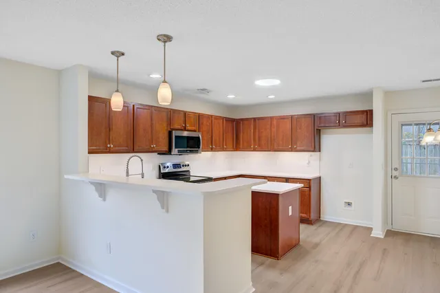 $325,000 | 8741 Hayden Glenn Drive, North Charleston, SC 29406