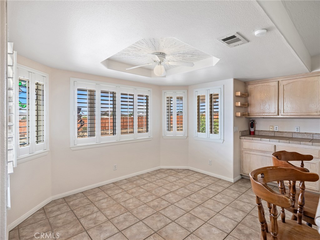 16992 Joshua Road Apple Valley, CA 92307 - Photo 15 of 57