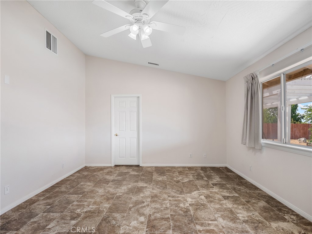 16992 Joshua Road Apple Valley, CA 92307 - Photo 26 of 57