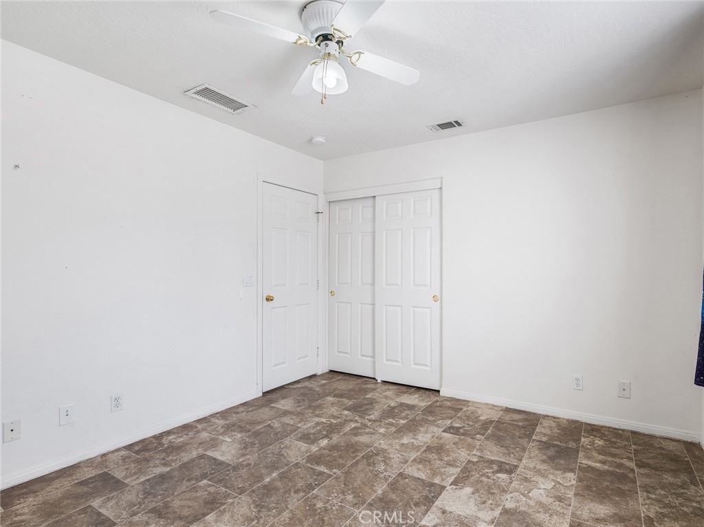 16992 Joshua Road Apple Valley, CA 92307 - Photo 38 of 57