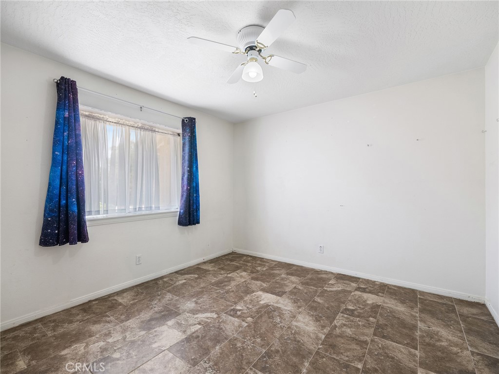 16992 Joshua Road Apple Valley, CA 92307 - Photo 39 of 57