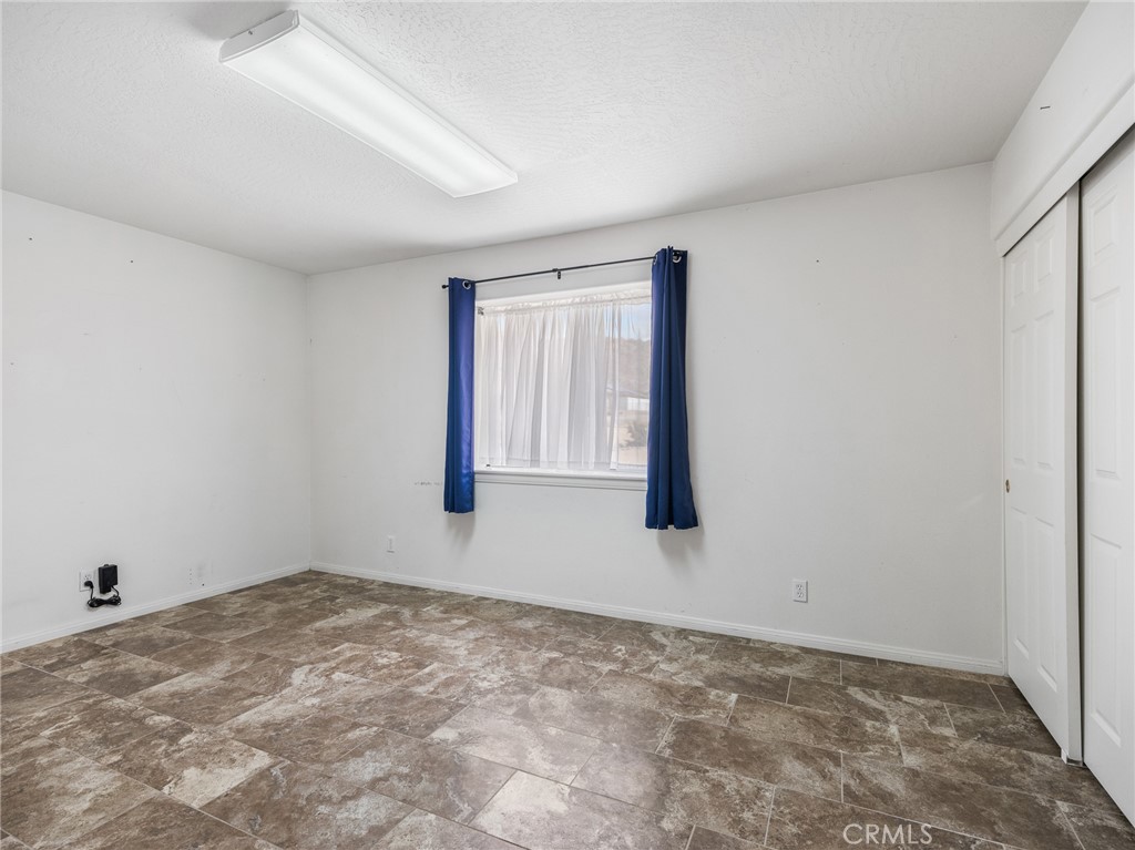 16992 Joshua Road Apple Valley, CA 92307 - Photo 40 of 57