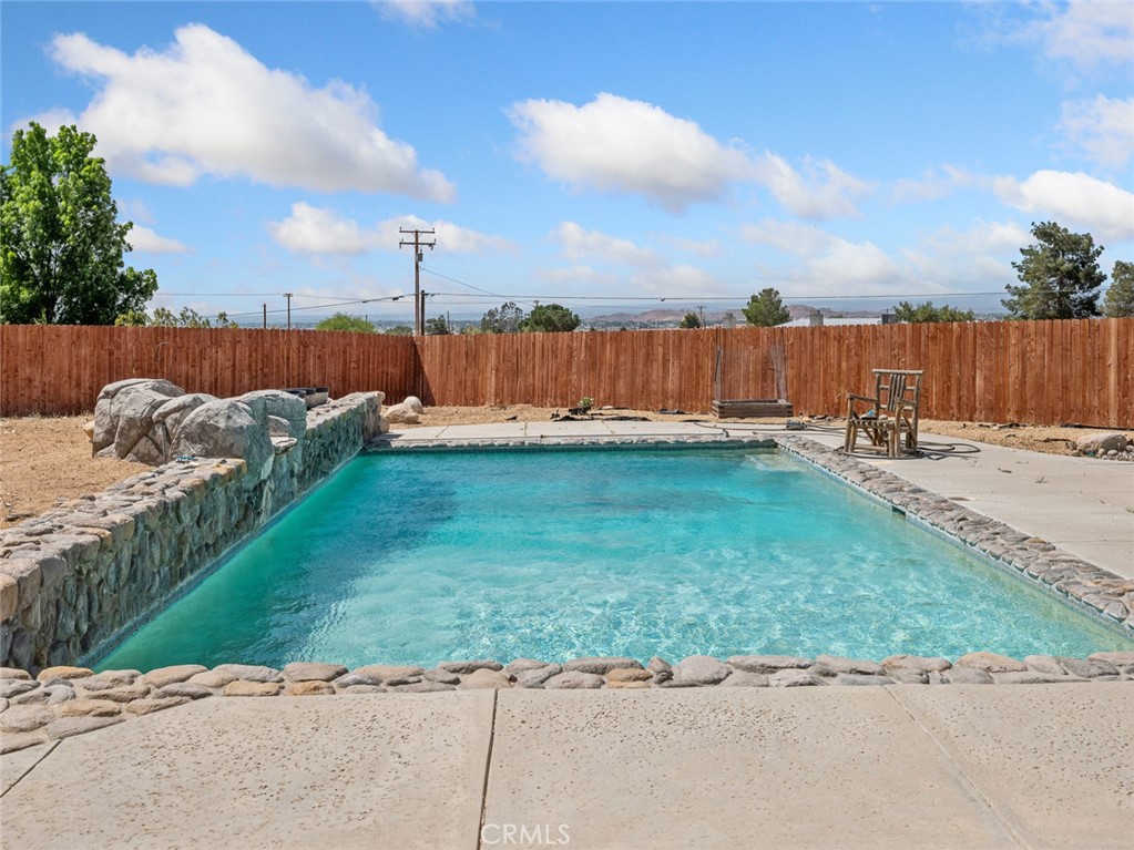 16992 Joshua Road Apple Valley, CA 92307 - Photo 47 of 57