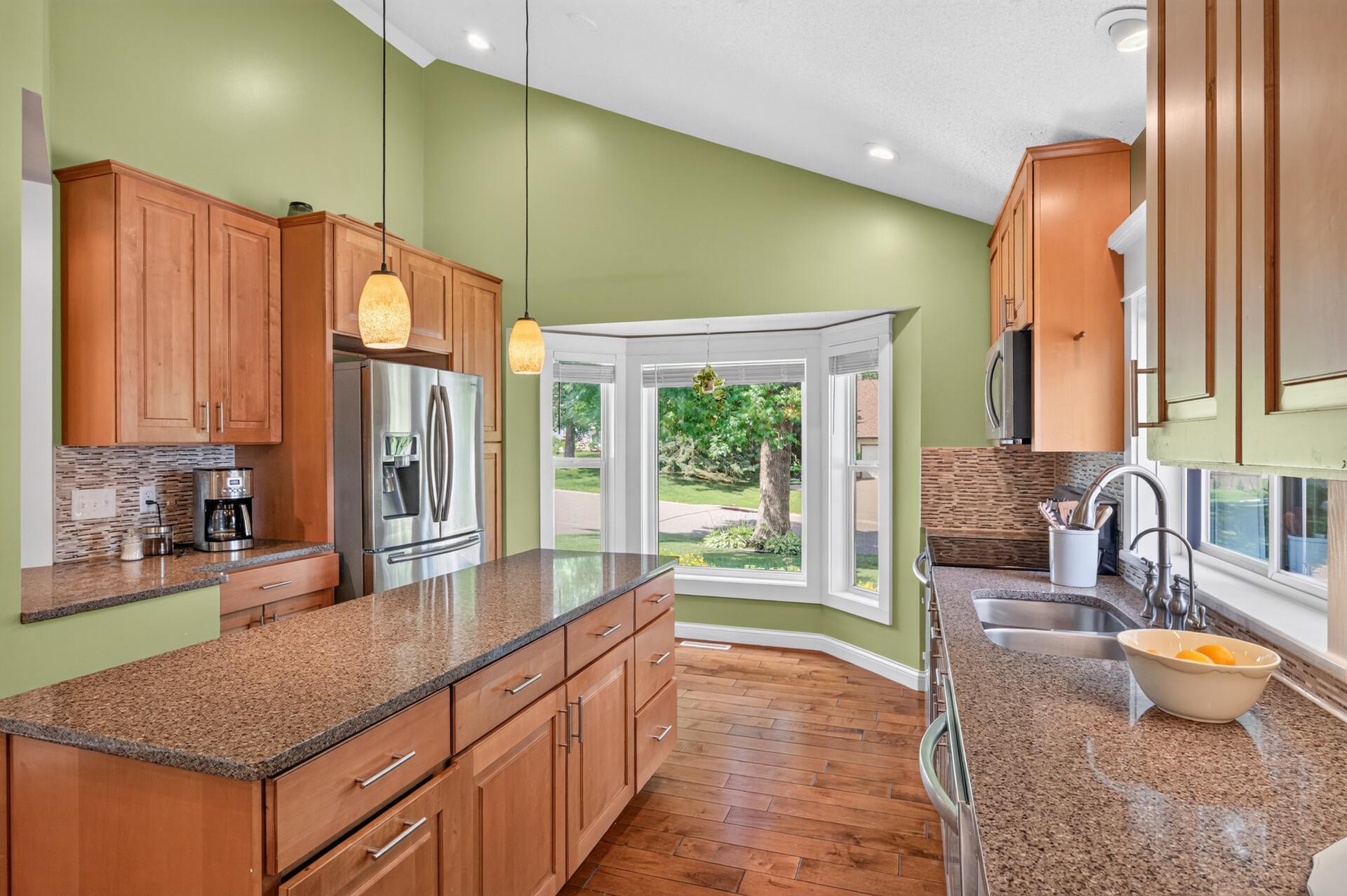 9391 Newcastle Road Woodbury, MN 55125 - Photo 13 of 58