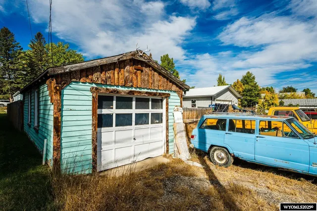 $352,000 | 631 North Adams Avenue, Buffalo, WY 82834