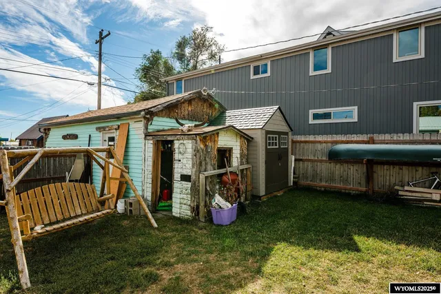 $352,000 | 631 North Adams Avenue, Buffalo, WY 82834