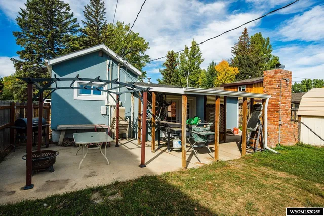 $352,000 | 631 North Adams Avenue, Buffalo, WY 82834