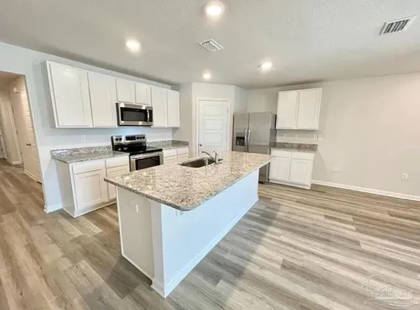 $2,000 | 6327 Burrow Lane, Pensacola, FL 32526