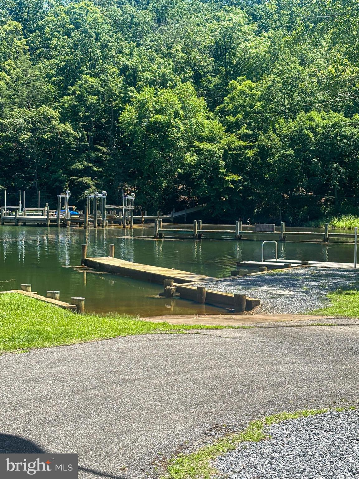 1876 Severn Grove Road Annapolis, MD 21401 - Photo 35 of 36 Swim platform