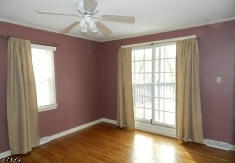 7 Brookview Road Denville, NJ 07834 - Photo 7 of 12