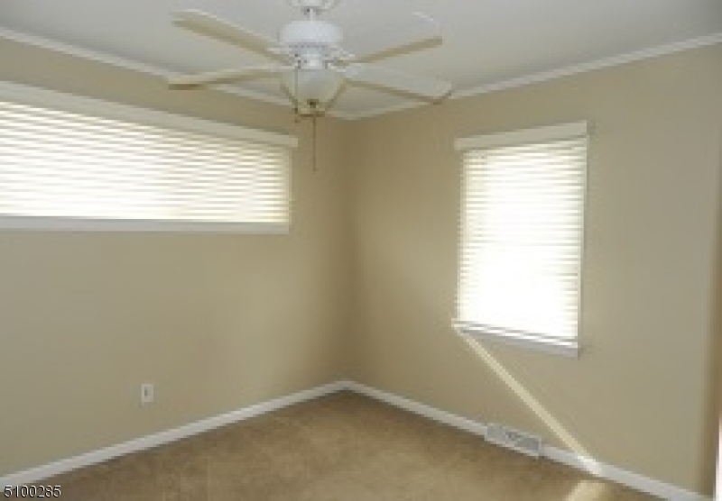 7 Brookview Road Denville, NJ 07834 - Photo 9 of 12