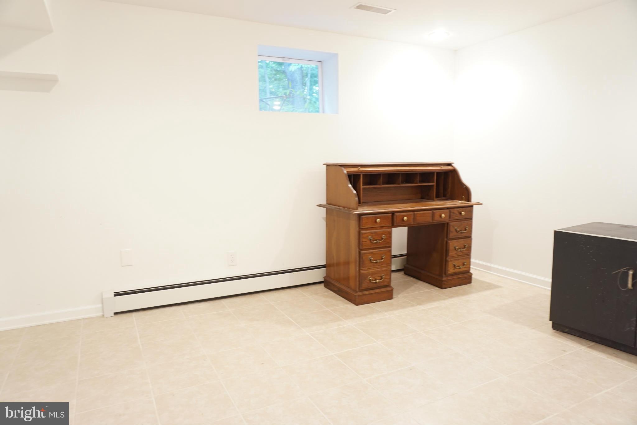4111 Danville Road Brandywine, MD 20613 - Photo 27 of 28 Interior (General)