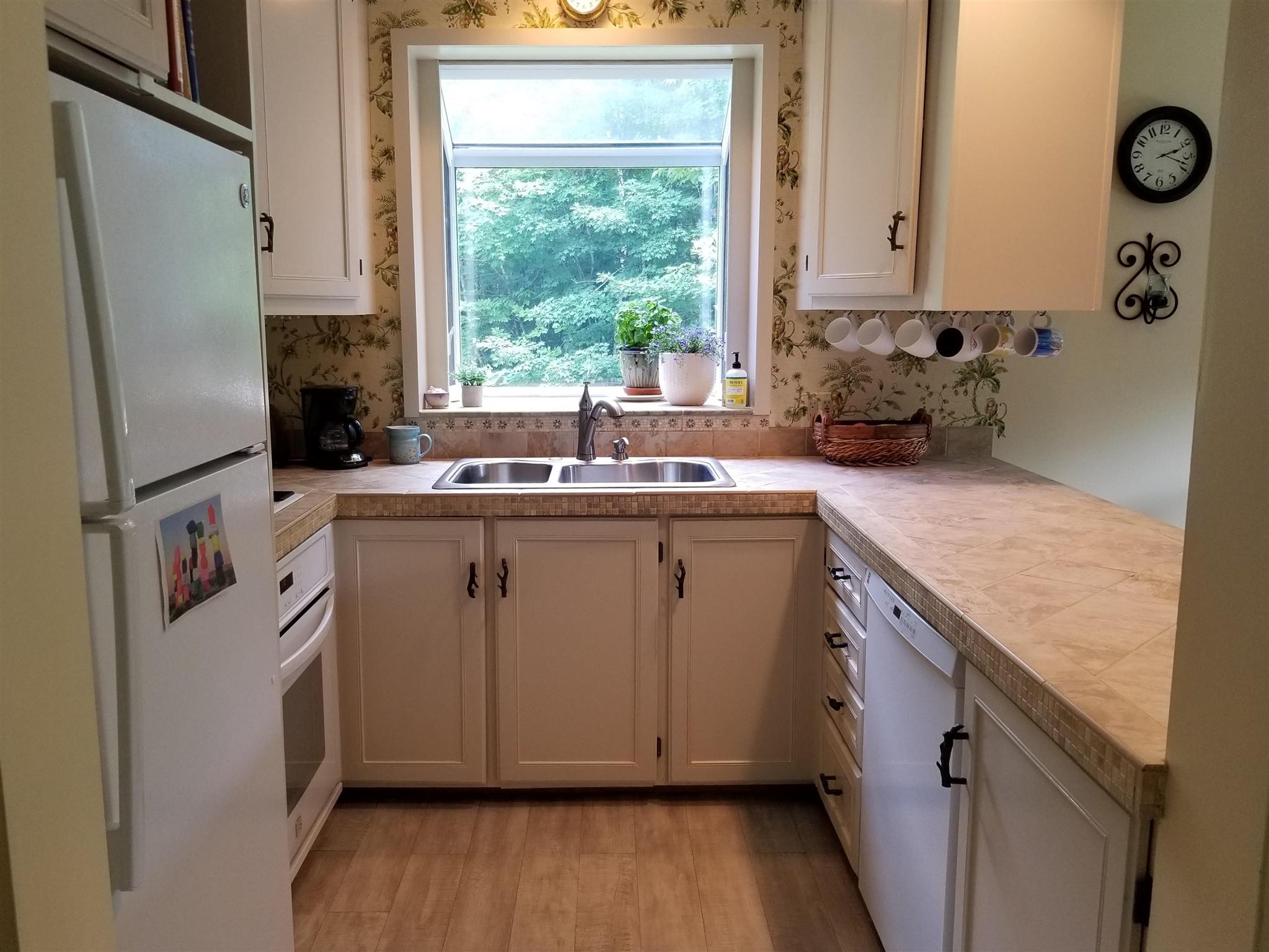 83 Kathy Meyer Road Warren, VT 05674 - Photo 6 of 36