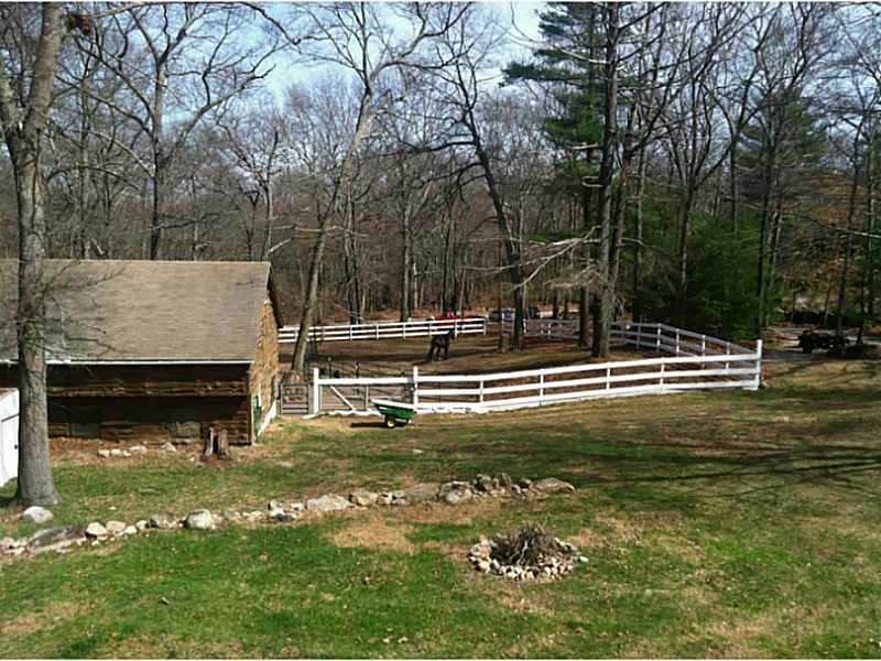 39 Glen Rock Road Exeter, RI 02822 - Photo 8 of 16 Stable/Barn.